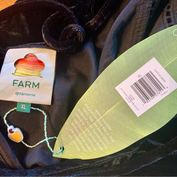 NEW FARM Rio Black Richelieu Velvet Slip Dress Adjustable Straps Lace Size XL - Picture 16 of 16